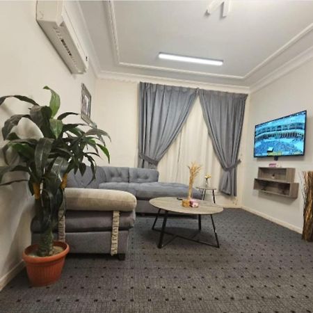 استيديو حياة الفيصلية دخول وخدمة ذاتيه Ar Rass Extérieur photo